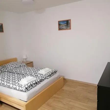 Lägenhet Na Namesti